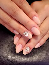 ネイルアンドアイラッシュサロン マーブル(marble)/似合わせカラーグラデーション