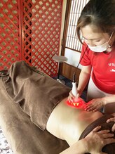 綺麗屋紫音/ハイパーナイフ(上半身)