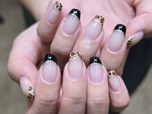 ネイル クランツ(nail kranz)/ヒョウ柄フレンチ
