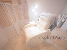 アイラッシュアンドコー(eyelash&co.)