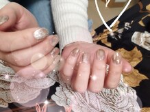 モチカフェ(mochicafe)の雰囲気(お客様のお好きな色でキラキラに♪)