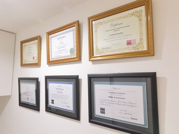 楊梅桃李 自由が丘店/沢山のディプロマ