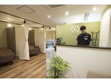 ほぐし工房 ここはれ/受付カウンター