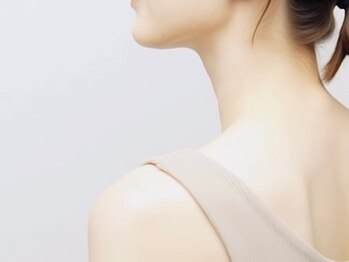 整体オガサワラ/盛り上がり対策でスラリと長い首