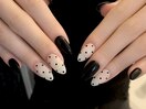黒ドットネイル