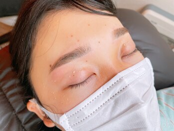 デイズ アイ ベクシー(Day`s eye Becsy)/美眉スタイリング