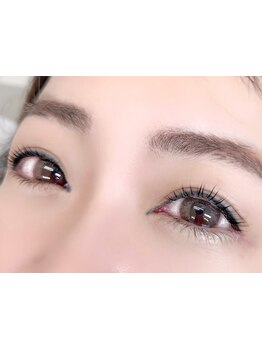 ナチュラル上品な目元にしたい