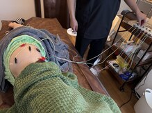 なんくる鍼灸治療院/殿筋への鍼通電