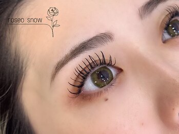 ロゼオスノー 渋谷桜丘(roseo snow)の写真/束感まつ毛が今っぽいナチュラルに盛れる注目のエクカール♪根元からぱっちり垢抜け目元 #まつげパーマ
