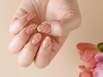 クインテット ネイル 笹塚店(Quintet nail)の写真/ご紹介でご来店いただく方が多い、笹塚の高技術サロン。上品～エレガント系が得意