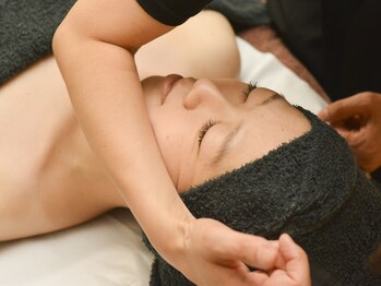 エステティックサロン リトル フォレスト(Little FOREST)/顔筋シルク☆理想の小顔に！