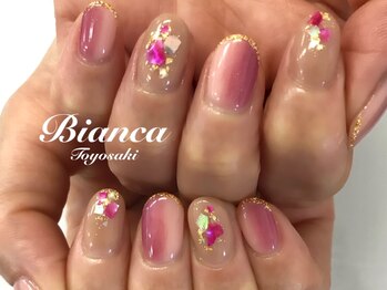 ビアンカ 沖縄豊崎店(Bianca)/定額8800コース