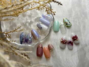 スパイス ネイルズ アンド スパ 玉川高島屋SC店(SPICE NAILS&SPA)の写真/季節や時期に合わせたデザインが選べる"Monthly"がお得！限定デザインなので周りと差をつけたい方にも◎
