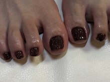 フットネイルもお任せ下さい♪