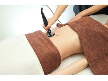 エミニナル(emininal)の写真/結果重視◎頑固なコリや肉質には、最強マシン＆ハンドで徹底アプローチ！憧れのスリムボディへ♪