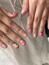 ガーリーネイル