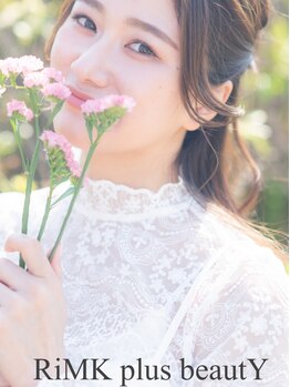 リンクプラスビューティー(RiMK plus beautY)の写真/【持続力最強！当店オリジナル技法LED装着Wボリューム80束初回￥7700】フラットラッシュ160本装着に相当！