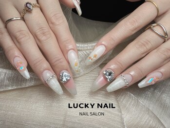 ラッキーネイル(LUCKY NAIL)/