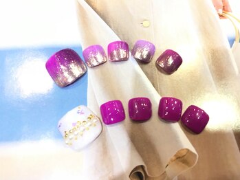 ハイブネイル(Hive nail)/秋フットネイル