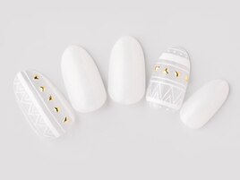 エスニックホワイト　￥14190