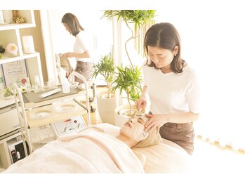 エクリュ 美顔 痩身専門サロン(ecru)/◆高濃度プラセンタ+ヒト幹導入