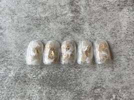 ニュアンス　新宿　新宿三丁目