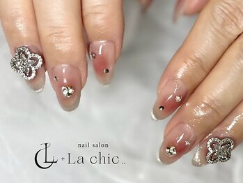 nail salon ＋La chic..の写真/もちもデザインも「何か違う...また取れた」を繰り返さない、あなただけの施術と指先で毎日に彩りを☆