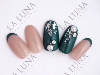 ラルナ ネイルアンドアイラッシュサロン(LA LUNA nail & eyelash salon)/8月9月◇定額ボリューム◇