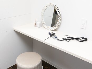 ニコ(25nico)/メイクアップスペース