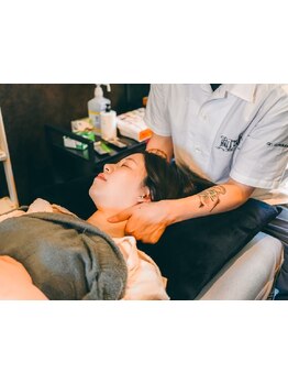 首・肩のつらさを改善したい