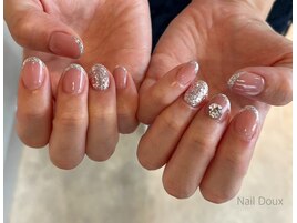 ビジューネイル