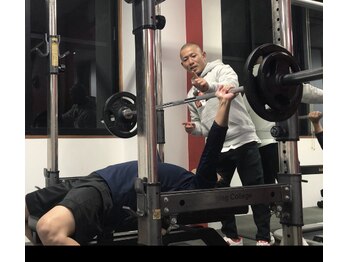 加圧スタジオ トップラン/【加圧】ベンチプレス