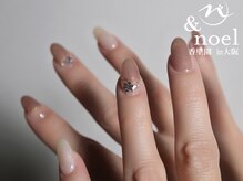 ノエル(Noel)/グレージュ×雪の結晶ネイル