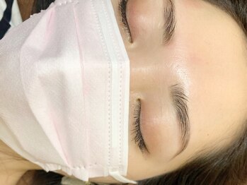 ルミラッシュ(Rumilash)の写真/整った眉が垢抜けの近道！美眉毛スタイリング＋WAXで美しいナチュラル眉毛に♪人気の韓国風平行眉毛も◎