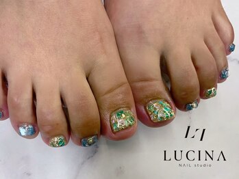 ネイルスタジオ ルキナ(LUCINA)/H-818大人上品なシェルミラー