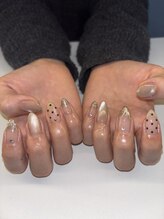 エイトドットネイル(8.nail)/