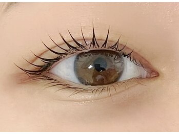 サロンドルル(Salon de Lulu)/目尻流し目デザイン