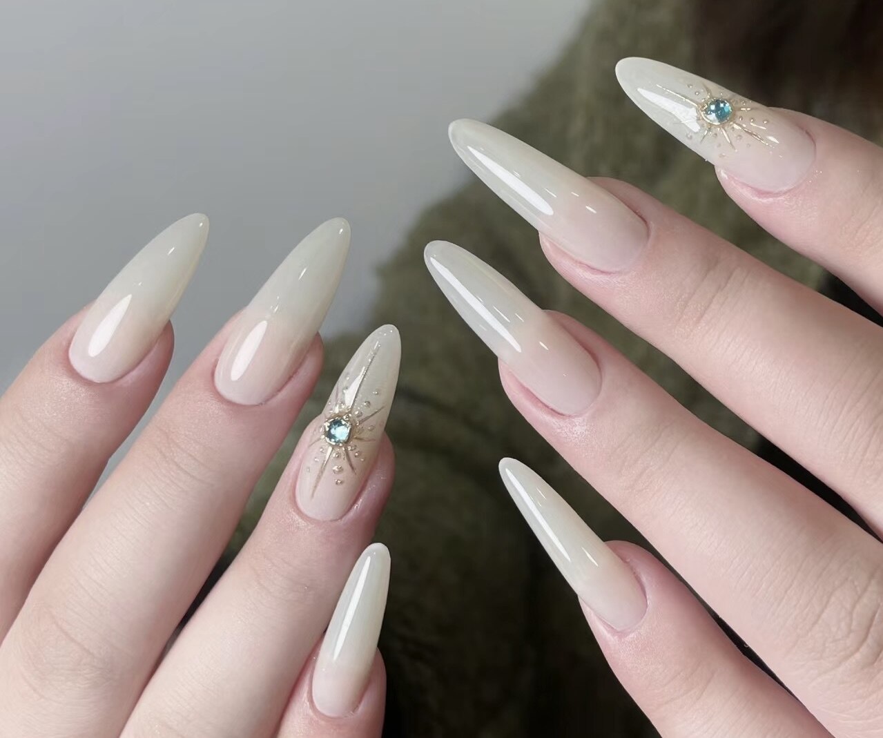 ユミ(U.MI.)｜ホットペッパービューティー