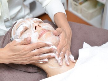 ビューティーサロン フェリーチェ 脱毛店/【フェイシャルエステ】