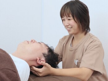 ほぐしラボ ラック(LUCK)の写真/元美容師ならではの技術力が自慢★頭がフワッと軽くなる！目や肩首の緊張を解放します！