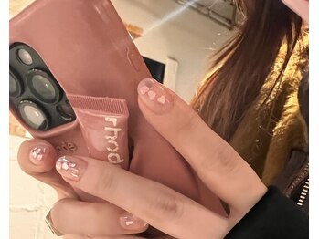 ノラ ミナミアオヤマ(NORA MINAMIAOYAMA)/クリアピンクハートネイル