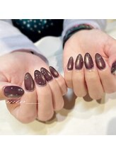 ネイルサロン イントゥ(into_)/マグネット enoi ドット