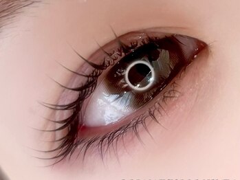 トーンアイラッシュ(Ton.EyeRush)の写真/高技術&お手頃価格で通いやすい!お悩みもご相談ください◎フラットラッシュ100本ブラックorブラウン¥5700