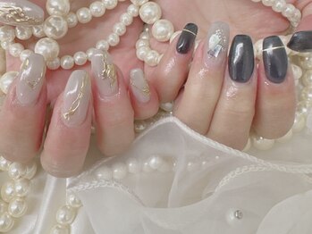 ハニービービー(Honey Bee Bee)/大人アシメニュアンスネイル