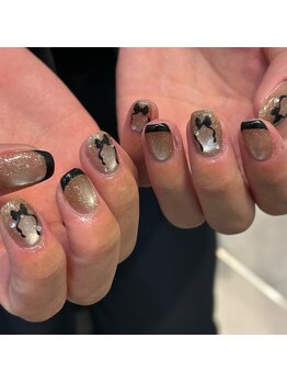 ガーリーネイル