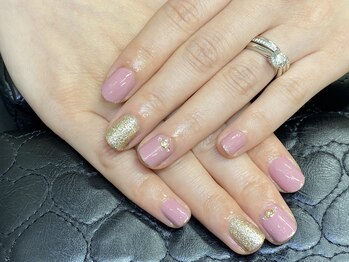 ネイルズ アヴァンティ(Nails Avanti)/ケア付デザインマニキュア¥6450