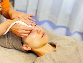 マハローレン(Mahalo Ren)の写真/【毛穴詰まり・黒ずみ対策に◎】イオンクレンジング×毛穴吸引でスッキリ♪肌質改善フェイシャルをご提供!