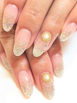 ネイルサロン べルフ(nail salon Verf)/上品ラメグラデ