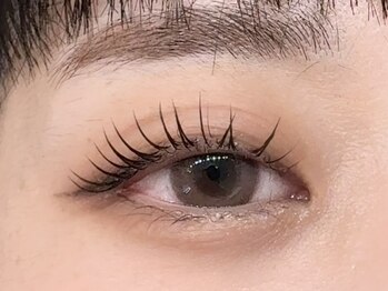 デジール/メーテルロッド　タレ目っぽく風