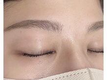 トレス(tres)/柔らかアーチ眉